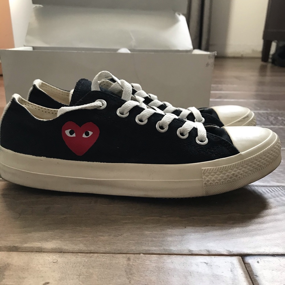 Comme Des Garçons PLAY Converse sneakers